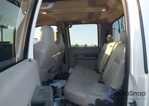 2008 Ford F-250 Xlt z USA, uszkodzony, nr VIN 1FTSW21R48EA05085